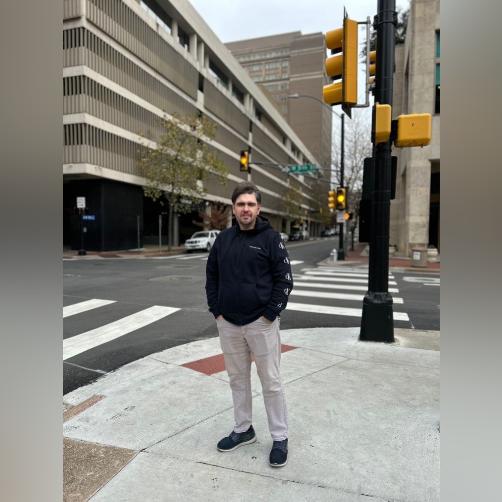 Meet your Posher, Farid